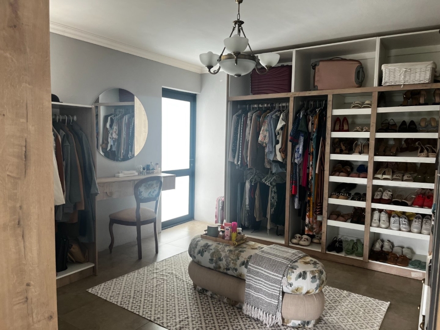 To Let 6 Bedroom Property for Rent in Seasons Lifestyle Estate North West